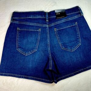 New with tag banana republic women’s shorts size 29/8,4” long
